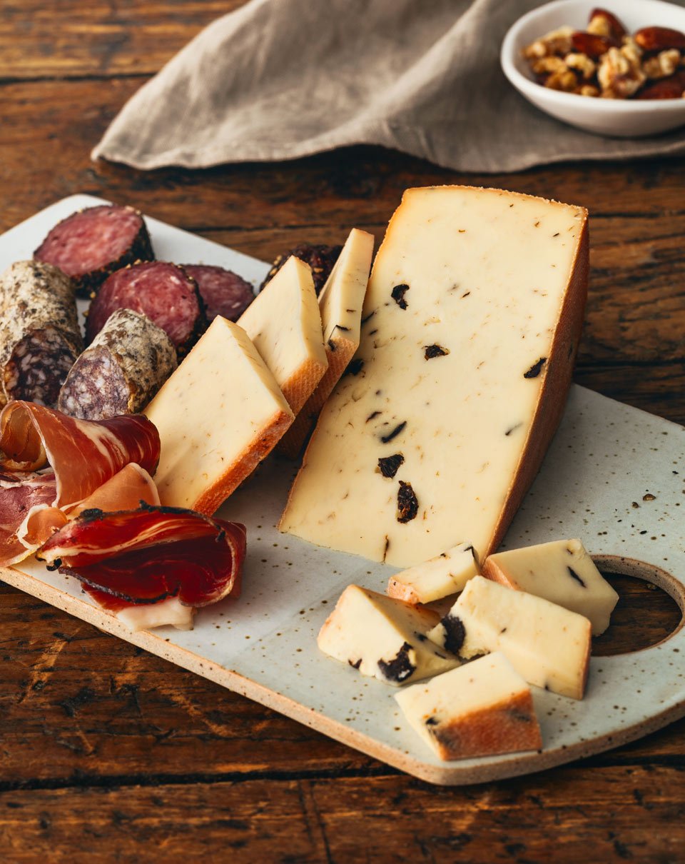OKA avec champignons | Bar à Fromages
