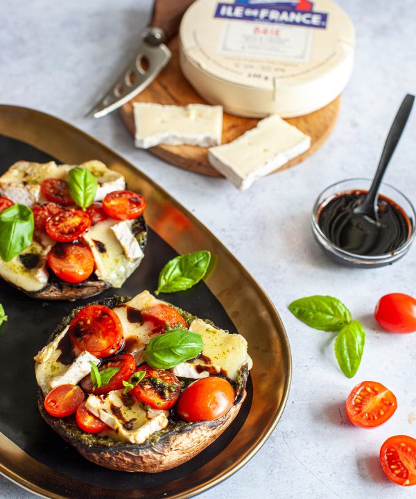 Recipe - Stuffed Portobello mushrooms with melted Île de France brie cheese